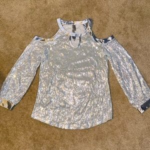 Top, Cold Shoulder, Size M